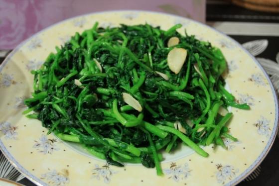 132 6 Mua Dong Thu San Trong Bep 3 Lieu Thuoc Quy Gia Vai Ngan Nay Khi Can Loi Ra Tri Benh Con Hieu Nghiem Hon Than Duoc Bac Trieu