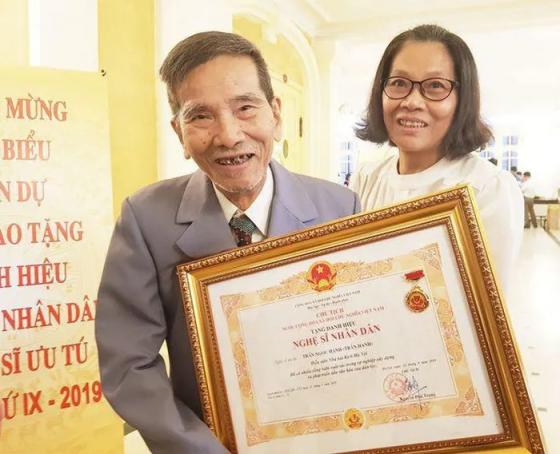 132 2 Nsnd Tran Hanh Qua Doi O Tuoi 92