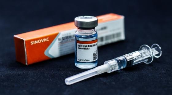 132 2 Ema Bat Dau Tham Dinh Vaccine Cua Hang Sinovac