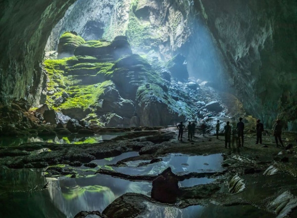 1 Hanh Trinh Dua Son Doong Bung No Tren Truyen Hinh My