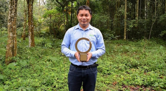 1 Nguoi Viet Dau Tien Duoc Trao Giai Nobel Moi Truong