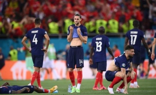 1 Dem Euro 2020 Dien Ro Phap Dau Don Tay Ban Nha Vuot Ac Mong