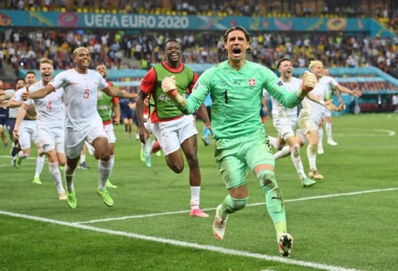 1 Ngay Thi Dau Dien Ro Nhat Euro 2020 14 Ban2 Tran Ruot Duoi Ty So  Can Nao Luan Luu