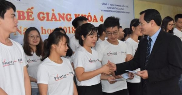 1 Su Nghiep Rong Mo Voi Nghe Dieu Duong O Duc