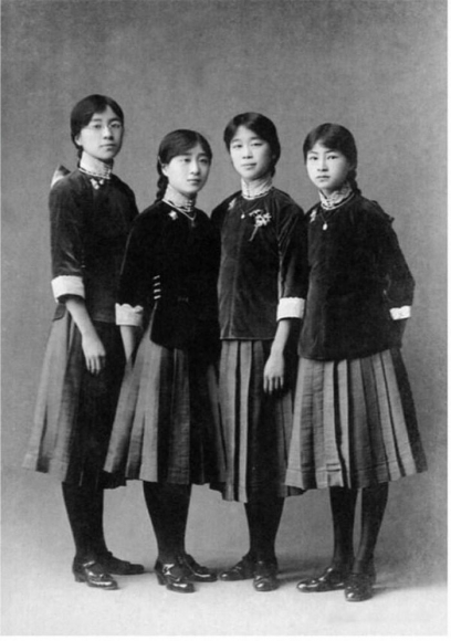 10 100 Nam Truoc Ve Dep Phu Nu Viet Dung O Dau Tren Ban Do Nhan Sac Quoc Te
