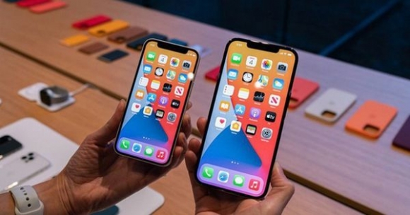 Apple nói gì về việc iPhone có thể bị hack dù không bấm vào link lạ?