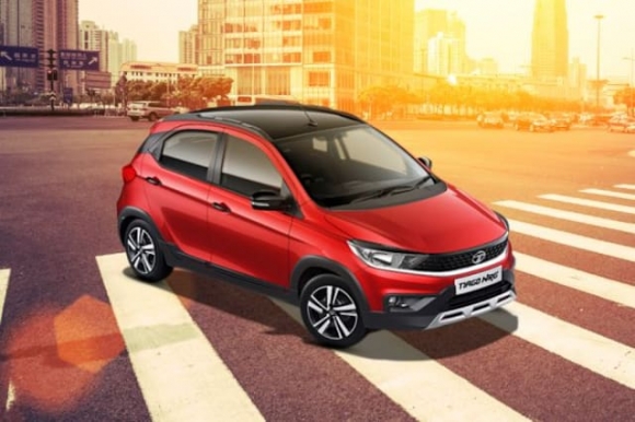 1 Mau O To Gia 185 Trieu Dong Khien Hyundai Grand I10 Va Kia Morning Khoc Thet