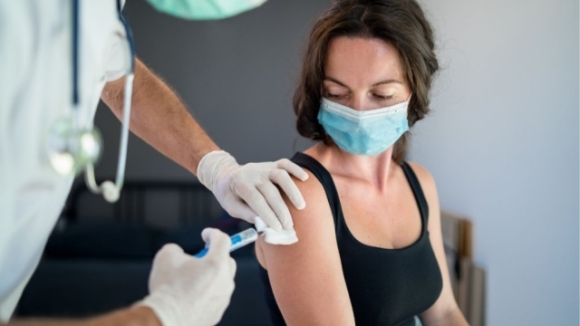 1 Phat Hien Moi Ve Nhung Nguoi Co Nguy Co Mac Covid 19 Sau Tiem Vaccine