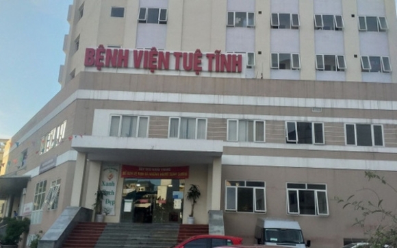 1 Mot Benh Vien O Ha Noi Bi To No Luong 160 Bac Si Nhan Vien Y Te 6 Thang Qua