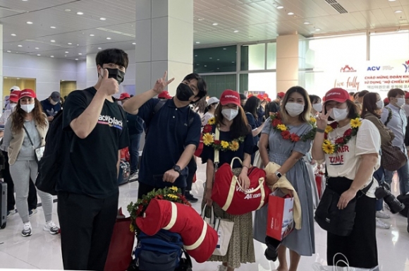 1 Nguoi Nhap Canh Tiem Du Lieu Vaccine Se Khong Phai Cach Ly Tap Trung