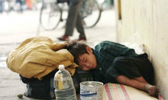 1 Tre Em Ngheo Nguoi Cao Tuoi Co Don O Ha Noi Duoc Ho Tro 2   25 Trieuthang