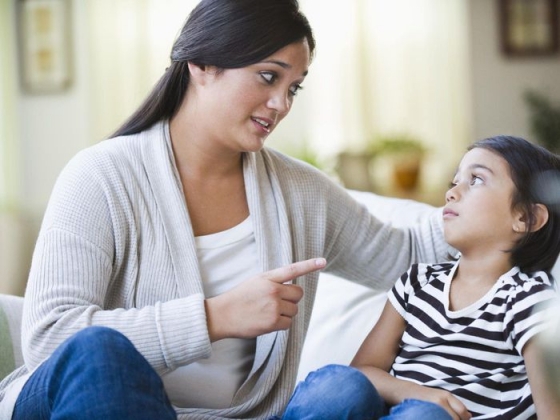 1 Sai Lam Thuong Gap Cua Cha Me Khi Giao Tiep Voi Con Cai