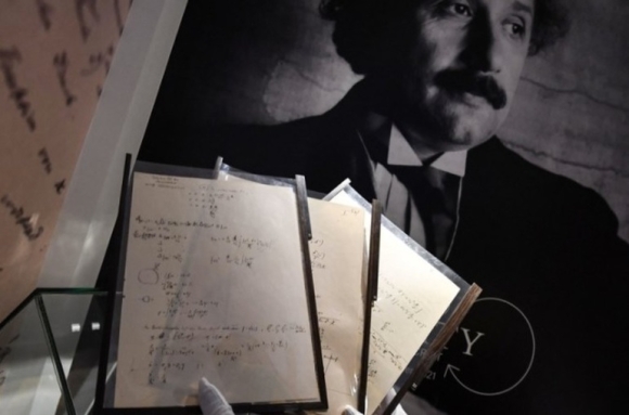 4 8 Dieu It Biet Ve Thien Tai Lap Di Albert Einstein