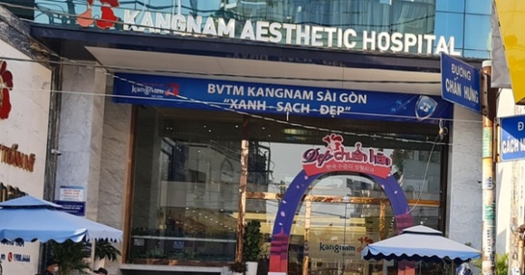 1 Nu Benh Nhan 61 Tuoi Tu Vong Sau Cay Mo Nguc Tai Benh Vien Tham My