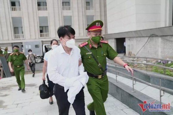 2 Xin Muc An Khong Dem Lai Noi Dau Kho Va Chuyen Ngat Tai Toa Vu Vn Pharma