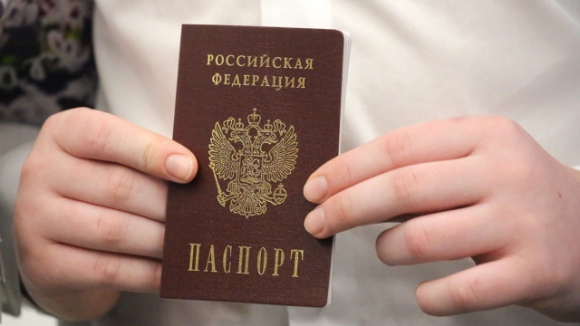 1 Nga Cap Nhanh Quoc Tich Cho Nguoi Ukraine O Khu Vuc Da Kiem Soat