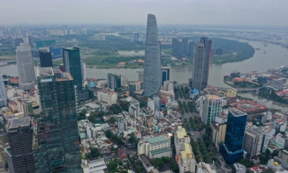 Tâm sự người Việt ở trời Tây: Ảo mộng ‘lương 30 triệu đồng mua được nhà thành phố‘