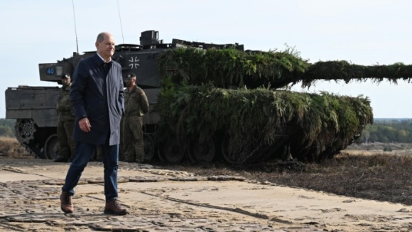 Đức quyết định gửi xe tăng chiến đấu Leopard tới Ukraine