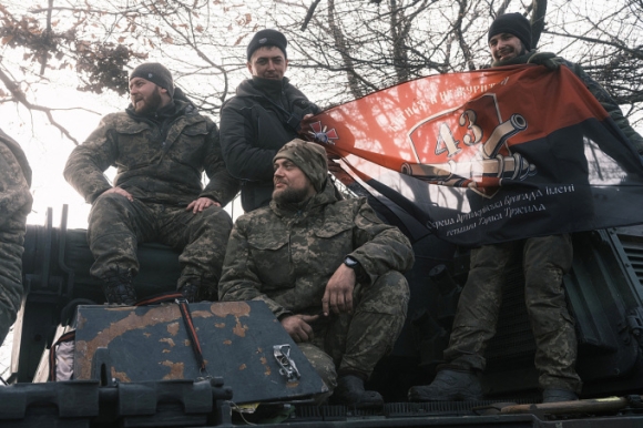 1 Anh Huan Luyen Phi Cong Ukraine Lai Tiem Kich Chuan Nato