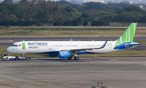 FLC tiếp tục dùng gần 155 triệu cổ phiếu Bamboo Airways thế chấp tại OCB