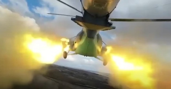 Tư lệnh Ukraine tung video khoe máy bay Ukraine đang chiến đấu, bắn xối xả vào quân Nga
