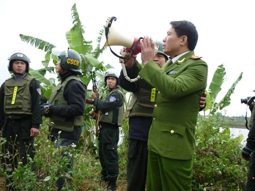 5 Ba Bong Den Trum Xuong Ban An Tu Hinh Oan Nguyen Van Chuong