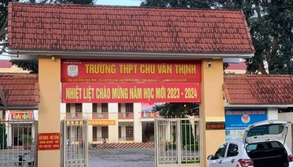 Bắt nữ nhân viên bếp nghi bỏ độc vào bữa ăn học sinh ở Sơn La