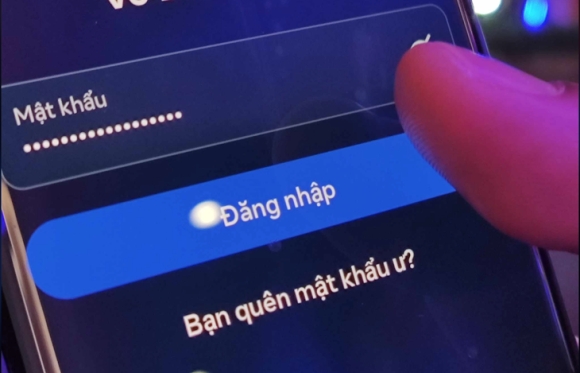 Chuyên gia cảnh báo lừa đảo sau vụ 'sập' Facebook, Meta công bố nguyên nhân