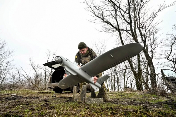 Ukraine tấn công cơ sở chế tạo máy bay ném bom nằm sâu trong lãnh thổ Nga