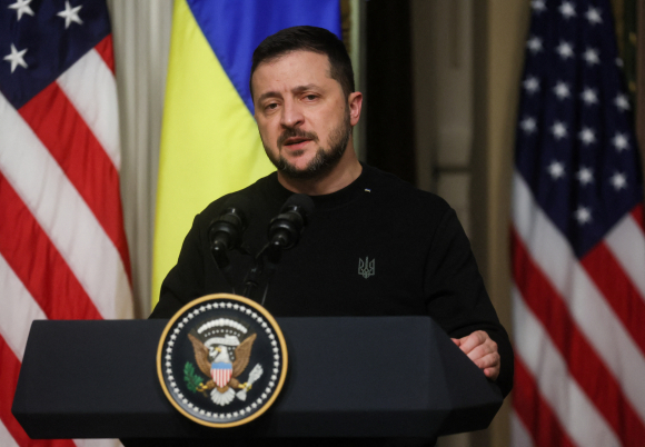 Tổng thống Ukraine Zelenskiy cảm ơn sự chấp thuận viện trợ của Hạ viện Hoa Kỳ