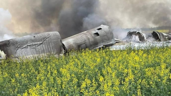 Ukraine "bắn rơi oanh tạc cơ" sâu 300km trong lãnh thổ Nga