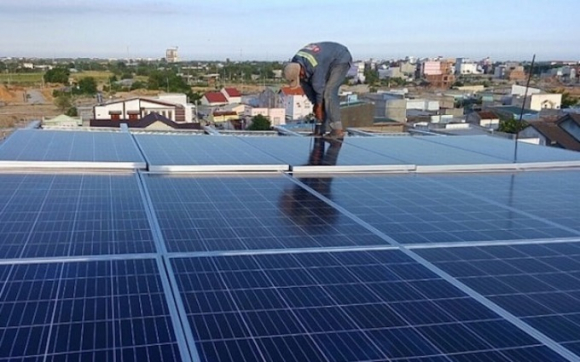 Bộ Công Thương lo 'vỡ quy hoạch' nếu người dân được bán điện mặt trời mái nhà dư thừa