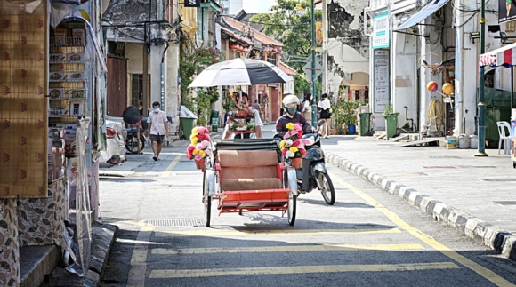 Du lịch xích lô: Singapore từ bỏ, Malaysia níu giữ