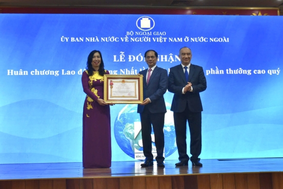 1 Pho Thu Tuong Bui Thanh Son Tao Thuan Loi Cho Kieu Bao Ve Nuoc Dau Tu Kinh Doanh
