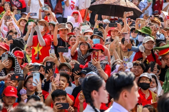 2 Truyen Thong The Gioi Dua Tin Dam Net Ve Dai Le 304 Cua Viet Nam