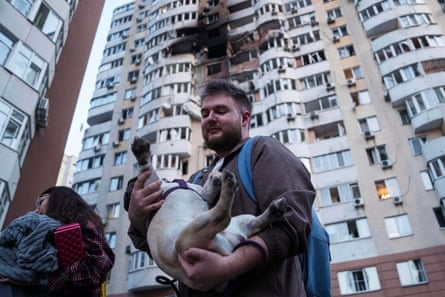 4 Nga Doi Bom Kyiv Sau Loi Tuyen Bo Tra Thu Cua Putin Ve Chien Dich Mang Nhen