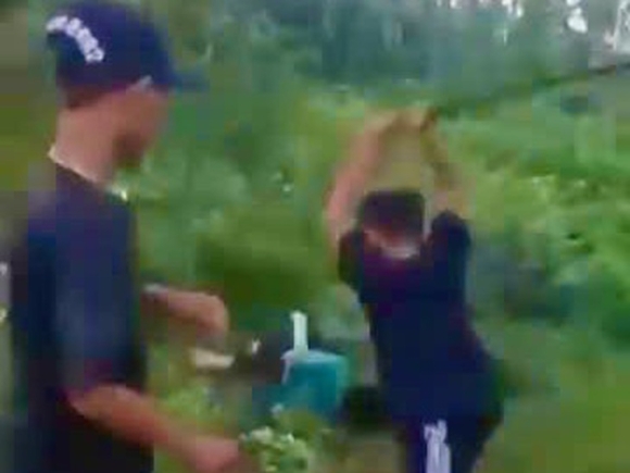 1 Nam Sinh O Binh Dinh Bi Nhom Ban Danh Da Man Du Da Quy Goi Xin Tha