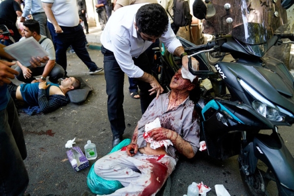 2 Nguoi Dan Iran Thao Chay Khoi Thu Do Tehran