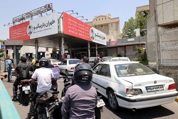 3 Nguoi Dan Iran Thao Chay Khoi Thu Do Tehran