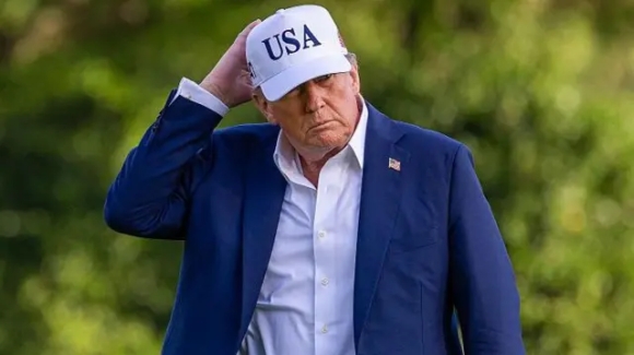 1 Trump Hoan Thue Quan Khi Cac Nuoc Choi Don Cung Ran