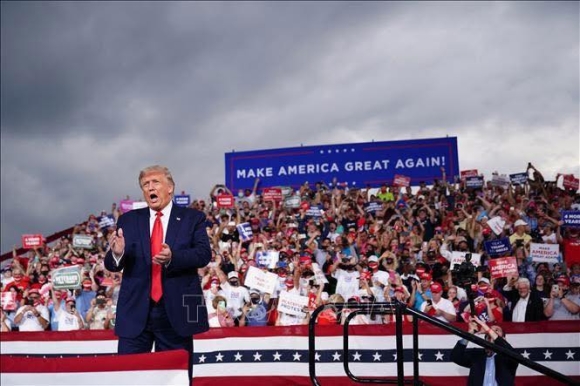 4 Khi Tri Thuc Tro Thanh Muc Tieu Cua Quyen Luc Tu Mao Trach Dong Den Donald Trump