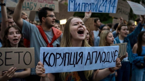 3 Zelensky Va Bai Toan Kho Giua Chu Quyen Va Tham Nhung Thoi Chien