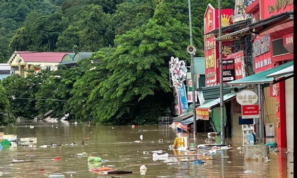 1 Nhieu Xa O Nghe An Ngap Lut Do Mua Lu So Tan Dan Trong Dem