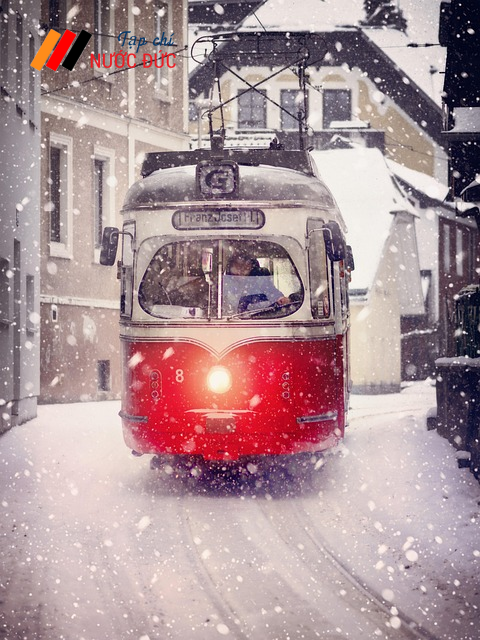 Chuyến tàu ICE mắc kẹt: 400 hành khách trải qua 5 giờ kinh hoàng trong hầm ở Vienna