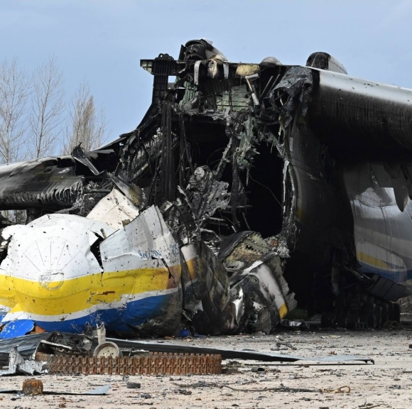 3 An 124 Ruslan Hoi Sinh Bieu Tuong Kien Cuong Cua Nganh Hang Khong Ukraine