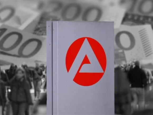 1 Bo Lao Dong Duc De Xuat Hinh Su Hoa Hanh Vi Lam Dung Tro Cap Xa Hoi