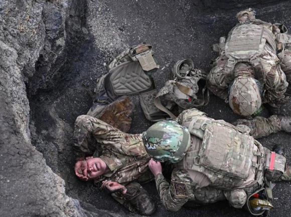 2 Putin Doc Toan Luc Chiem Pokrowsk Linh Nga Tu Tran Bi Dua Den Nha May Che Bien Thit