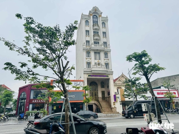 7 Cong An Xuat Hien Tai He Thong Tham My Vien Mailisa Nhieu Tinh Thanh