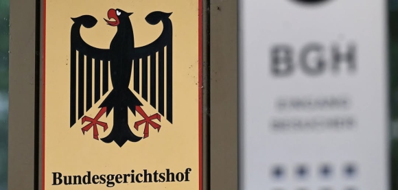 1 Hanh Vi Tan Bao Tren Vach Ke Duong Bi Cao Lanh An Tu Chung Than Sau Hon 10 Nam Nguoi Phu Nu Bi Tong Chet Khi Dang Hon