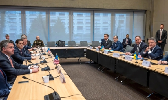 2 Ong Trump Bo Han Chot De Ukraine Chap Nhan Ke Hoach Hoa Binh